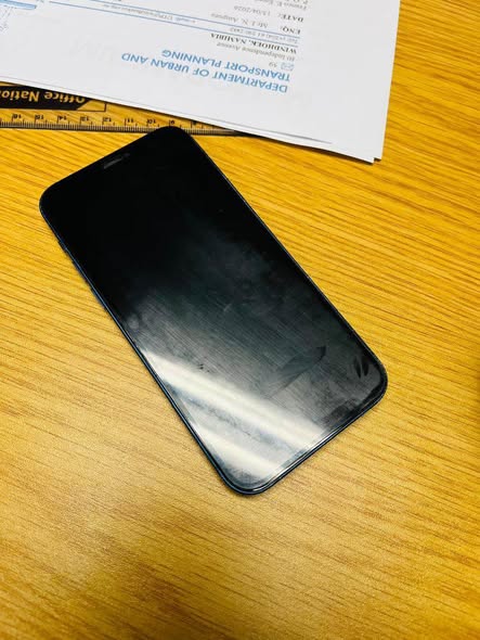 iPhone 12 photo 2