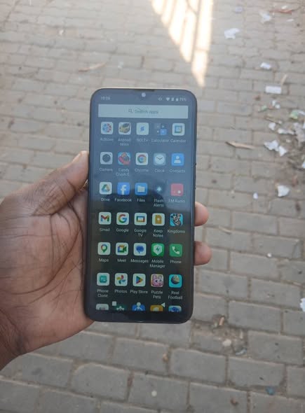 Hisense E40 photo 3
