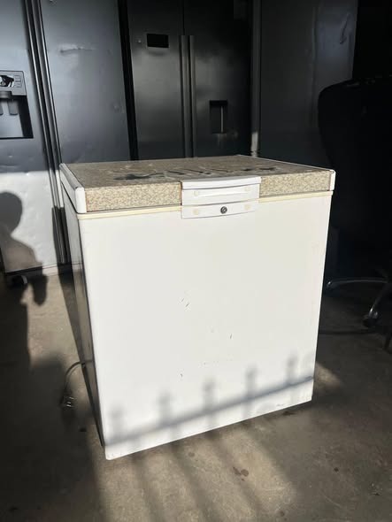 Deep freezer photo 1