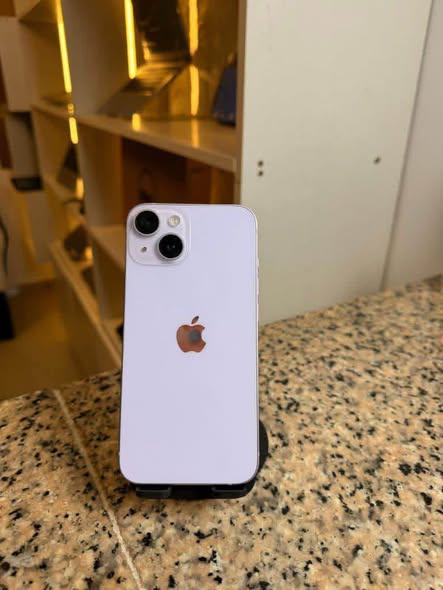 iPhone 14 256GB photo 2