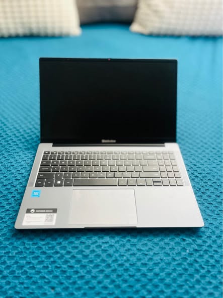 Laptops photo 1