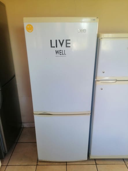 KIC bottom freezer fridge photo 1