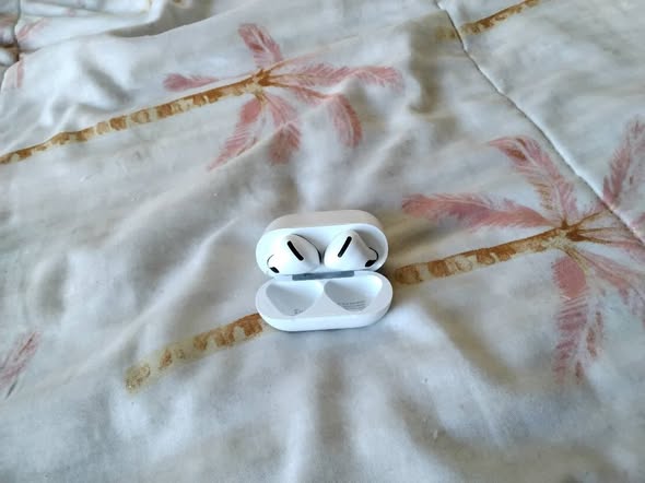 Bluetooth headset photo 1