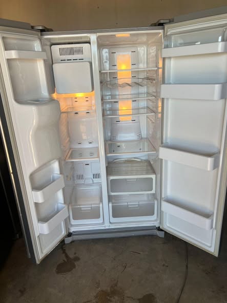 SAMSUNG DOUBLE DOOR FRIDGE photo 2