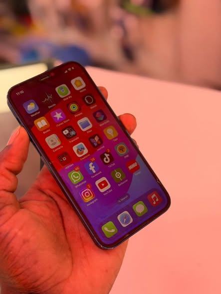 Iphone 12 photo 1