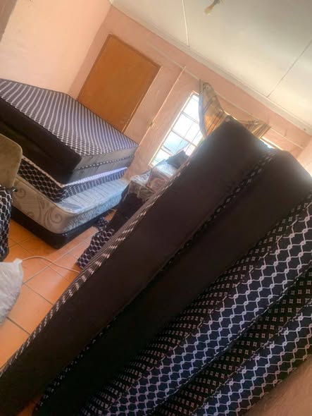 Furniture beds photo 4