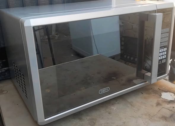 DEFY Microwave photo 2