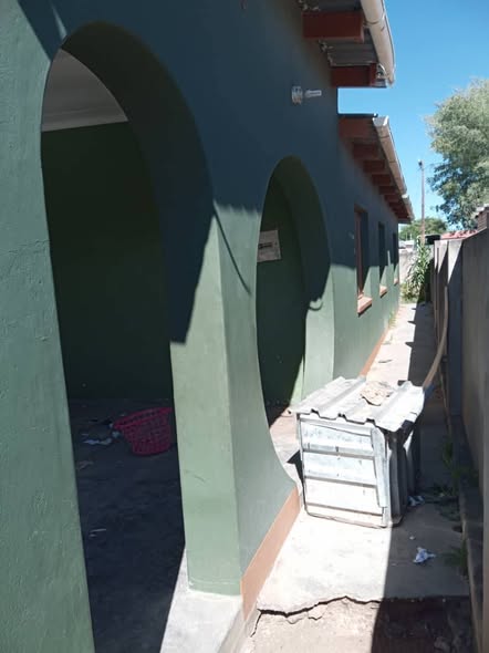 Freestanding 3Bedroom house for sale in Grootfontein (Soweto) photo 2