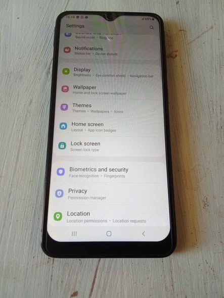 Samsung a20 photo 1