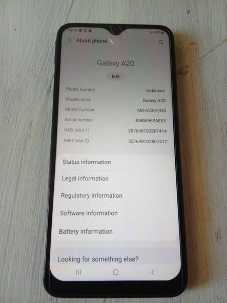 Samsung a20 photo 2