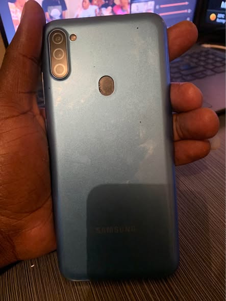 Samsung A11 photo 2