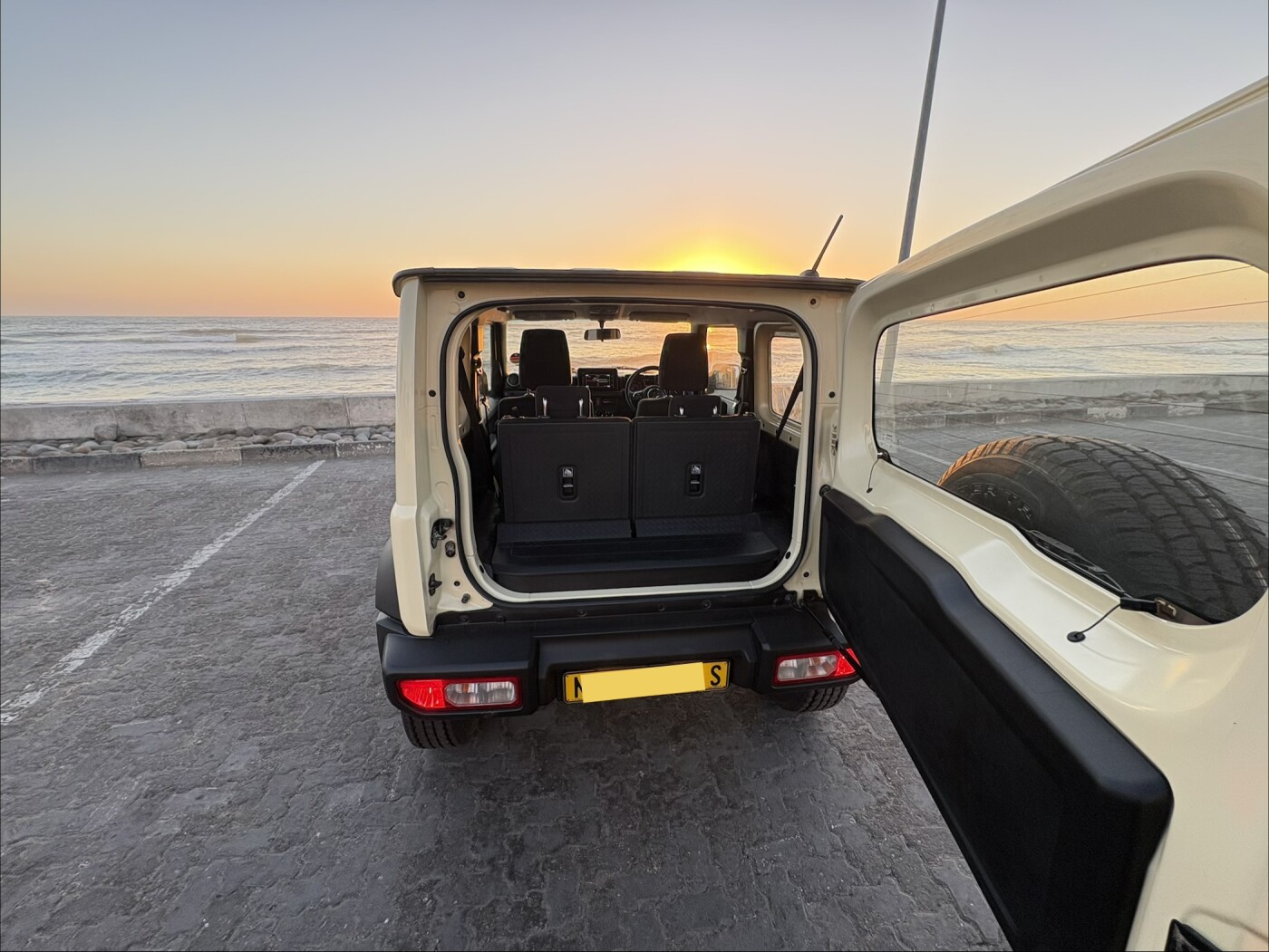 2022 Suzuki Jimny photo 5