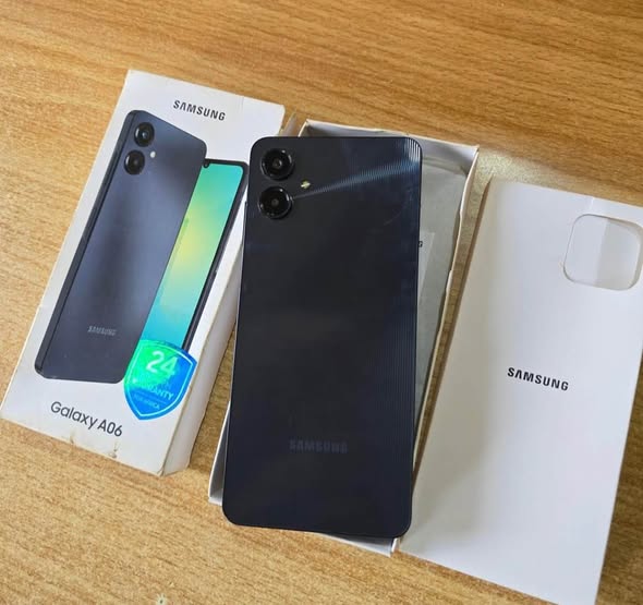 Samsung A06 photo 1