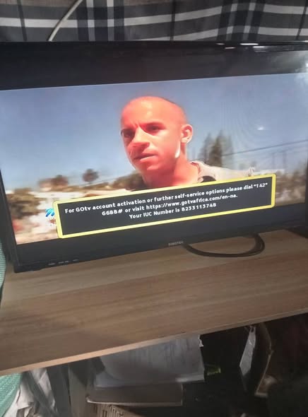 32inch Sinotec TV photo 3