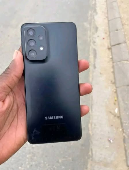 Samsung A23 photo 2