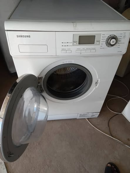 Samsung front loader automatic washing machine photo 4
