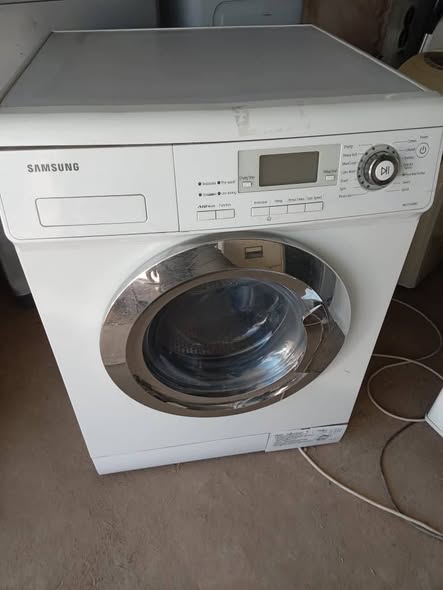 Samsung front loader automatic washing machine photo 5