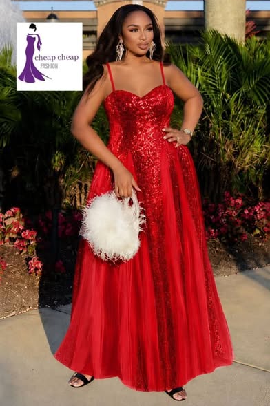 Dress photo 4