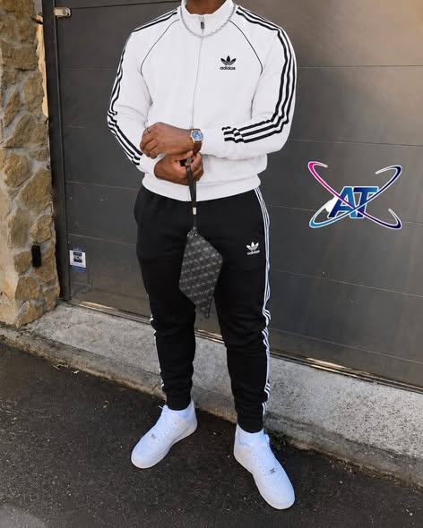 Tracksuits photo 1