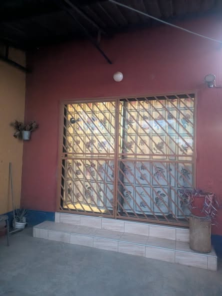 House for sale photo 1