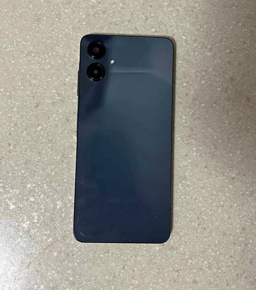 Samsung A06 photo 1