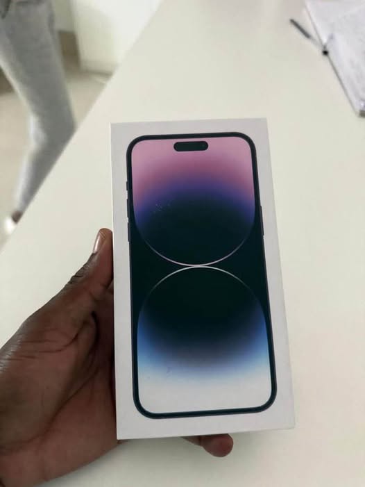 iPhone 14 Pro Max photo 1