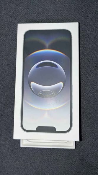 iPhone 16E 128GB photo 1