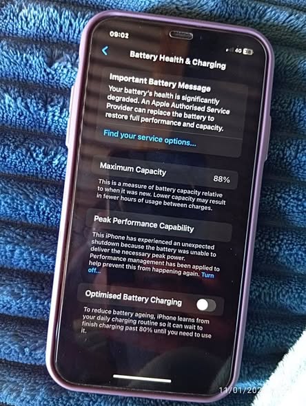 IPhone XR 64GB photo 2