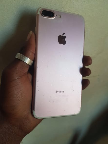 IPhone 7 plus /32GB photo 2