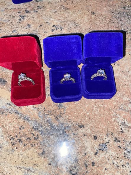 Wedding rings photo 1