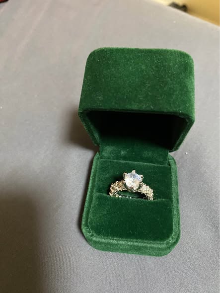 Moissanite rings photo 4