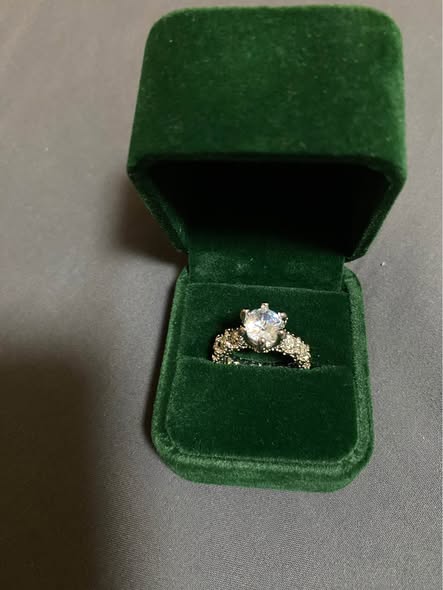 Moissanite rings photo 2