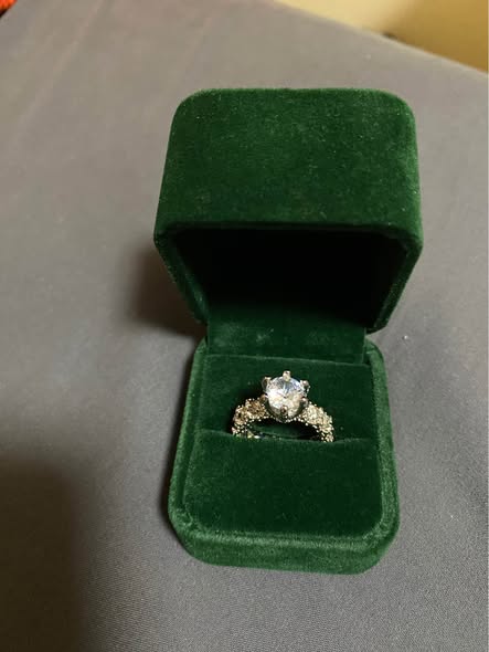 Moissanite rings photo 1