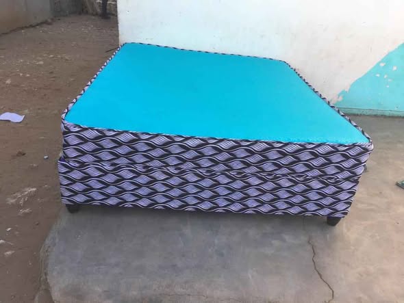 Single bed photo 2