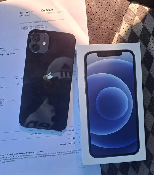 iPhone 12 photo 2