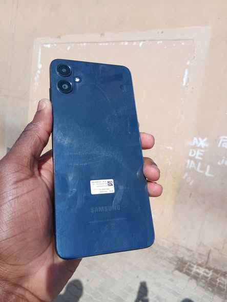 Samsung A06 photo 4