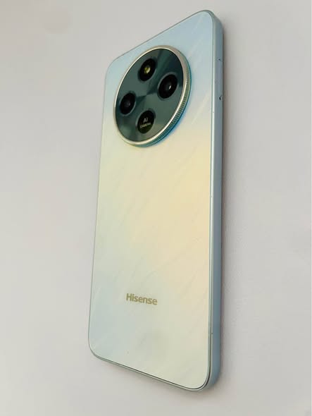 Hisense E72  128GB photo 3