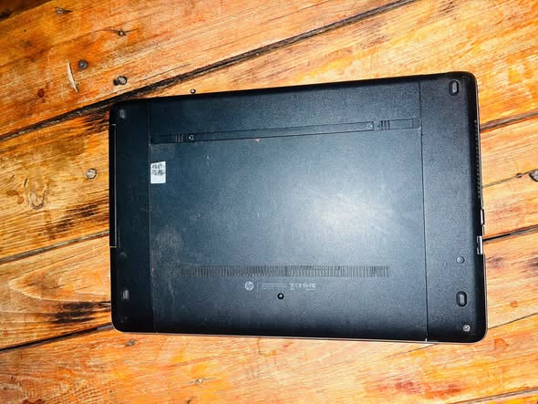 Hp Laptop photo 3