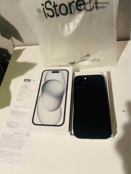 iPhone 15 photo 2