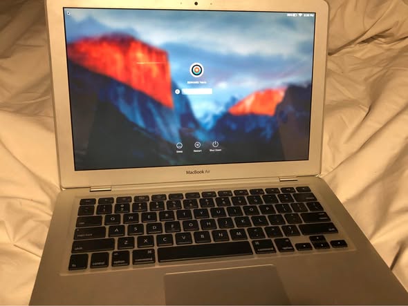 MacBook Air photo 1