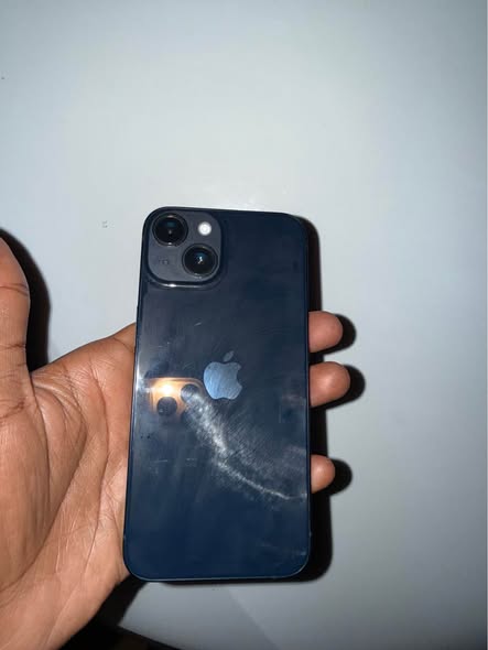 iPhone 14 photo 4