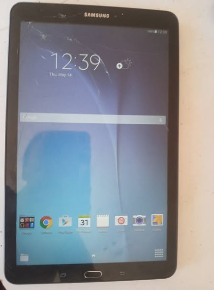 Galaxy Tab E photo 3