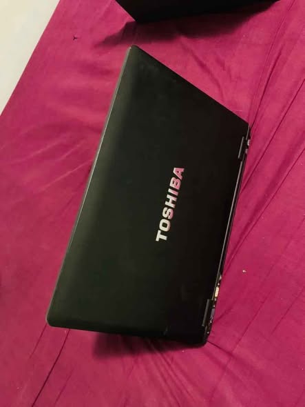 Toshiba pc photo 2