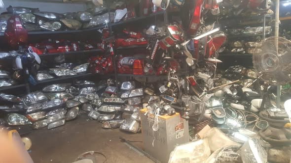 Parts photo 4
