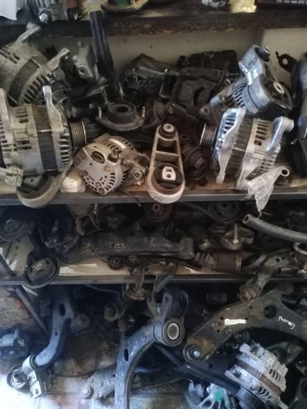 Parts photo 2