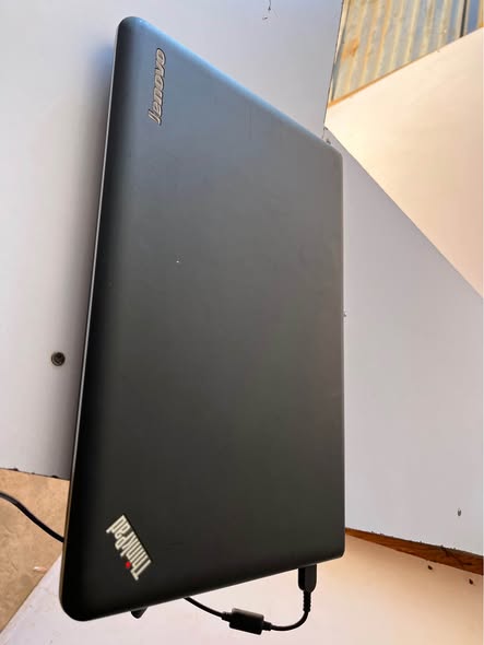Lenovo Thinkpad cor i5 photo 3