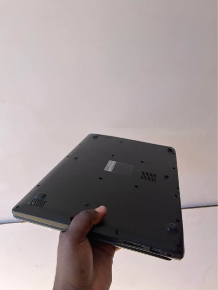 Accer Laptop photo 5