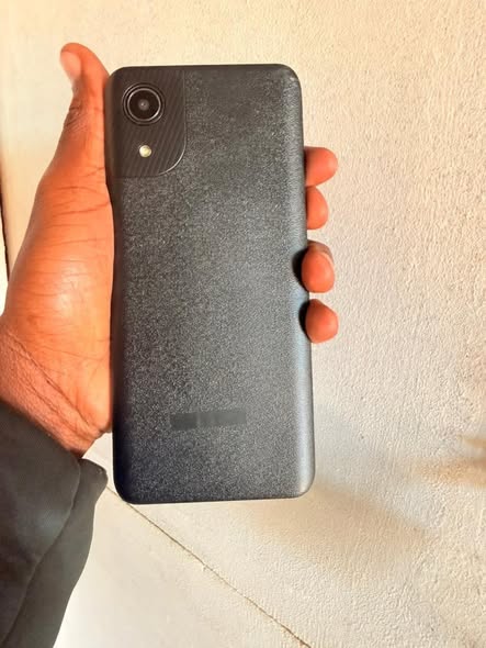 Samsung A03 photo 2