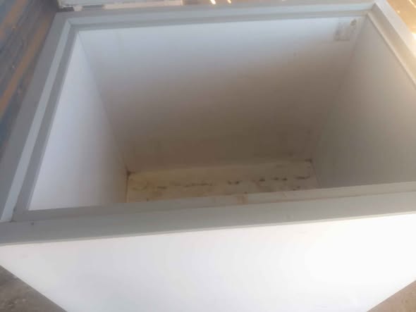 210L Electric deep freezer photo 2