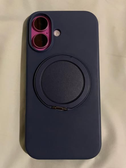 iPhone 16 photo 1